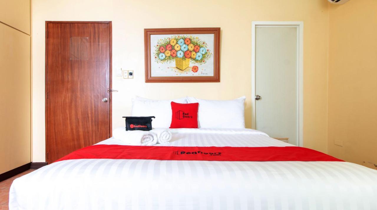 Hotel Reddoorz @ Downtown Tacloban Extérieur photo