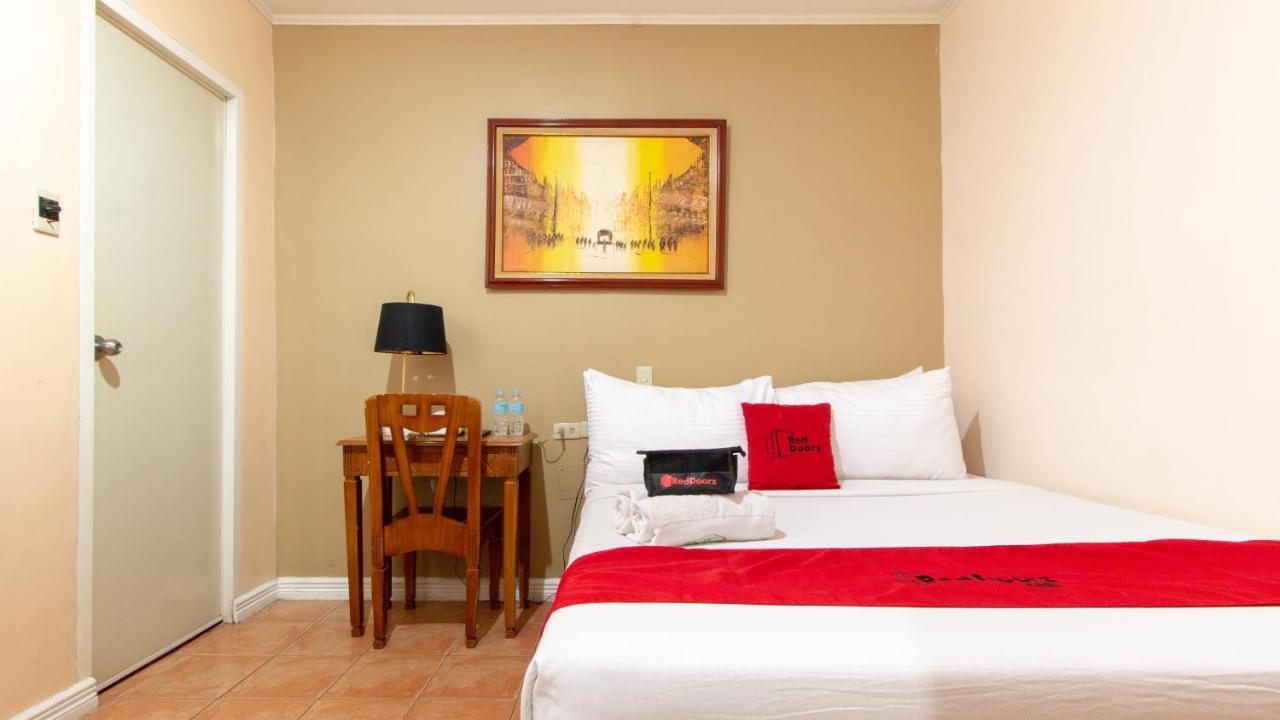 Hotel Reddoorz @ Downtown Tacloban Extérieur photo