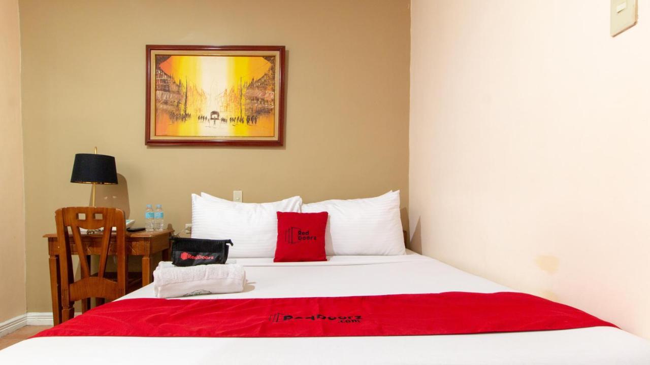 Hotel Reddoorz @ Downtown Tacloban Extérieur photo