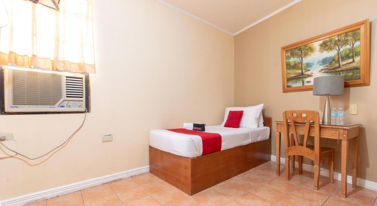 Hotel Reddoorz @ Downtown Tacloban Extérieur photo